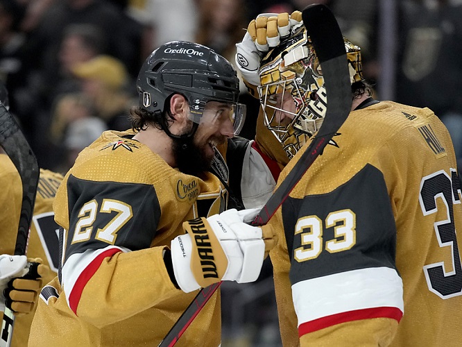 L'évolution du design du maillot Vegas Golden Knights en cinq ans